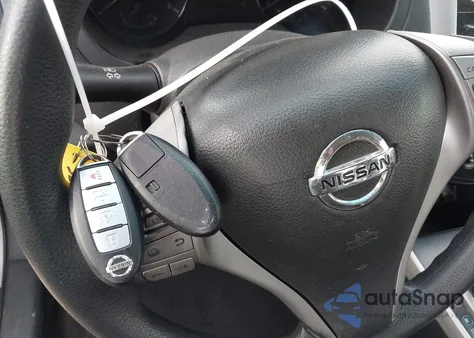 2015 Nissan Altima 2.5/2.5 S/2.5 Sl/2.5 Sv z USA, uszkodzony, nr VIN 1N4AL3AP3FC120431